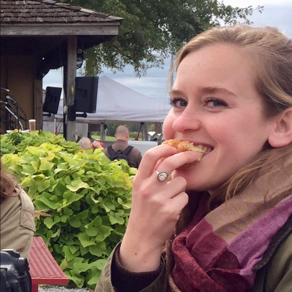 Meet your Posher, Lucy